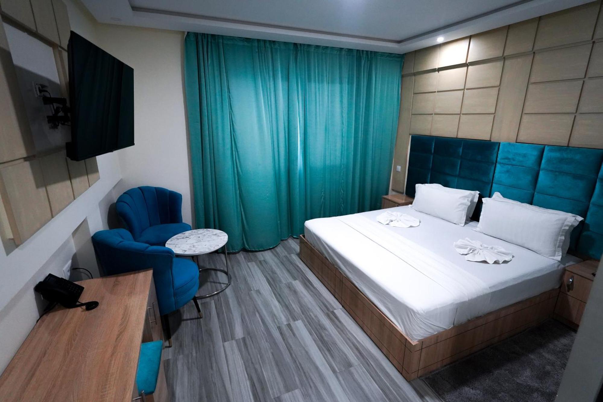 Fekri Hotel Мекнес Экстерьер фото