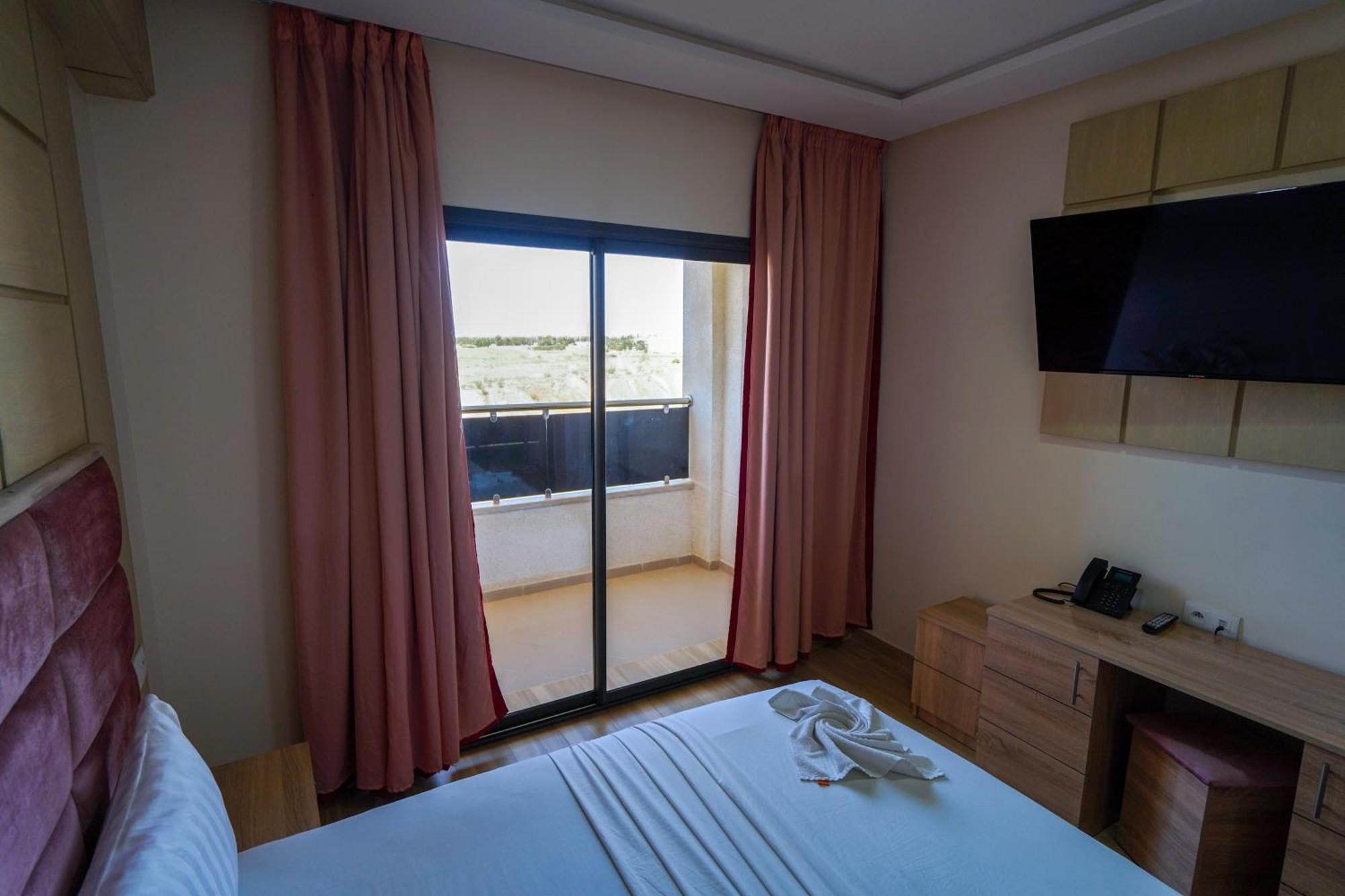 Fekri Hotel Мекнес Экстерьер фото