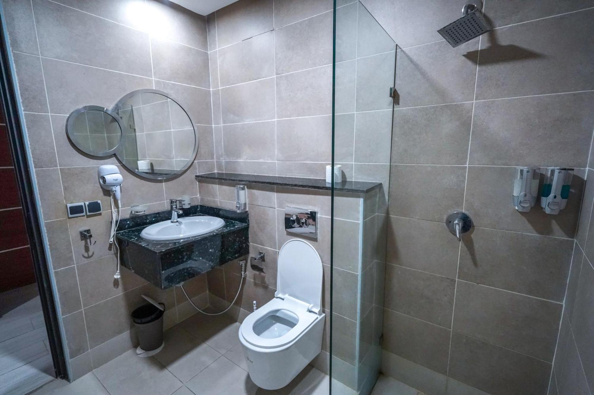 Fekri Hotel Мекнес Экстерьер фото